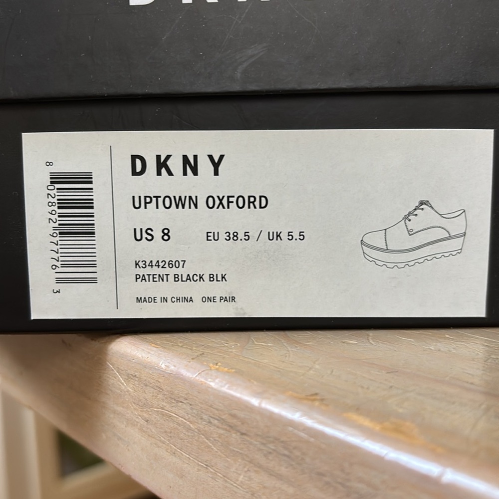 DKNY Women's Black/White Platform Oxfords - Picture 10 of 13